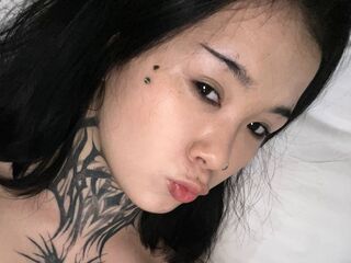 camwhore fingering pussy JellyLolla