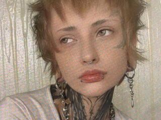 girl nude JulianeVerdier