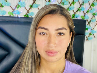 chat with cam KaatheAdams