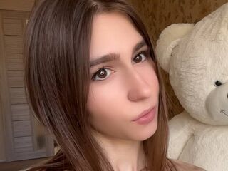 hot camwhore KarieChuong