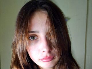 camgirl playing with vibrator KathrynWalters