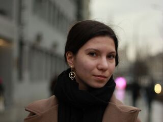 naked girl with cam fingering KiraReddel