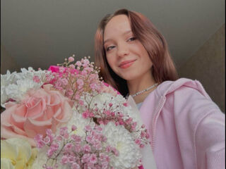 hot cam girl masturbating with dildo LashondaBinion