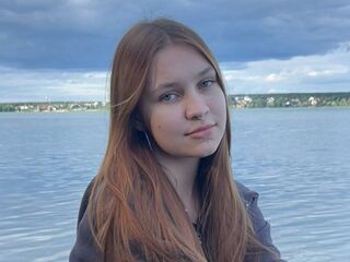 cam whore live LeaDeeg