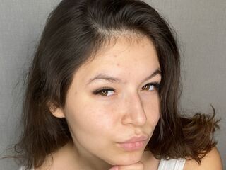 nude camgirl photo LeslieForest