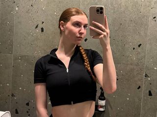 live cam girl pic LessieNunz