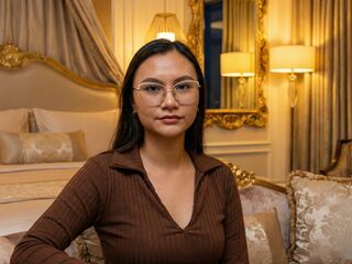 cam girl playing with vibrator LeticiaHinkley