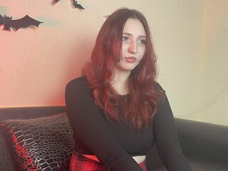 camgirl masturbating LindaMarrier