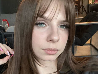 camwhore picture LoiseHarington