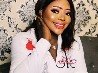 masturbating webcamgirl LoloDave