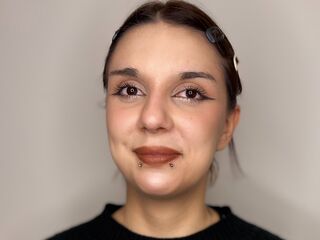 naughty cam girl picture LoniFessel