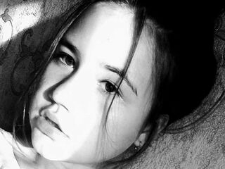 naked girl with webcam masturbating LoriFlox