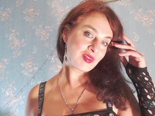 camgirl showing pussy LucianaLuxe