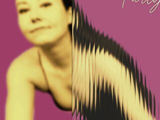 stripper cam LucyLevatto