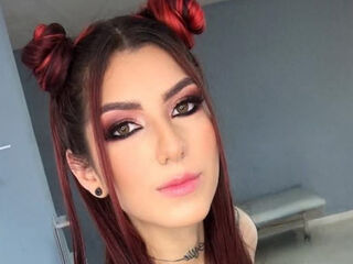 strip tease LucyLunas