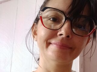 cam girl showing tits LuizaHots