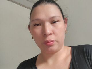 cam girl masturbating with dildo LunaSolt