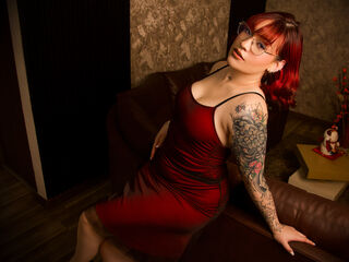 hot cam girl fingering MaddieJonsell