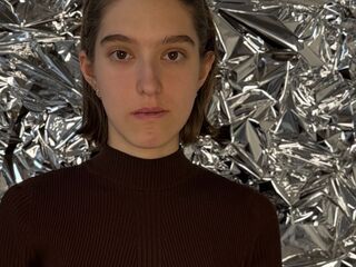 bedroom live sex MaeganDegiacomo