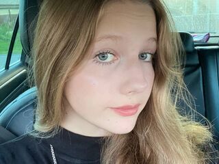cam girl playing with sextoy MariRozali