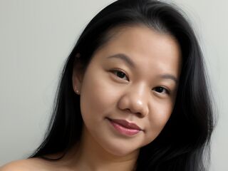 camslut naked MarielaNash