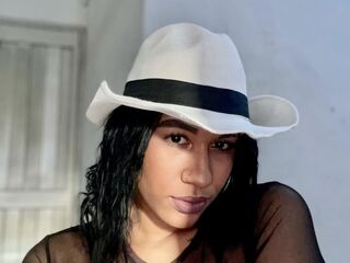 webcamstripper MarihannaMour