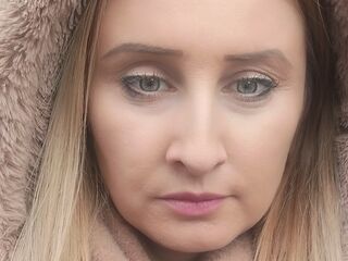 hot striptease webcam MaryEma