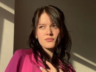 fingering girl MaudGuerrido