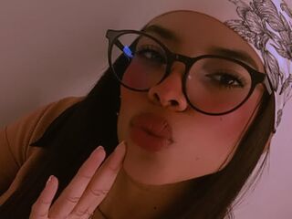 webcam chat MeliWain