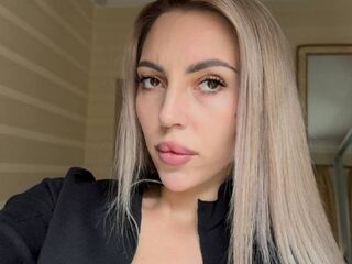 webcam bitch chatroom MelisaDee