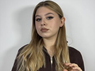 adult webcam MercedesVaught