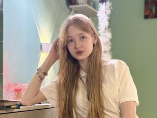 adult videochat room MinnieTallacksen