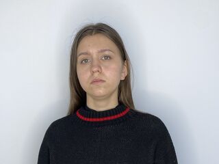 camslut topless MiriamWhitener