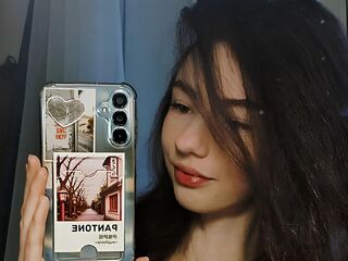 fingering camgirl video MitziBreech