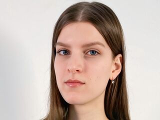 naked webcam girl masturbating MyrtieKatula