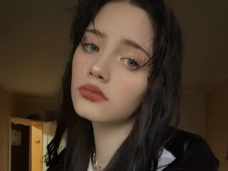 adult videochat room MyrtisHouzah