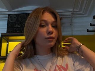webcamgirl live sex NicholGatz