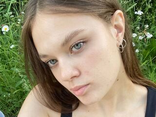girl topless NoeliaMeara