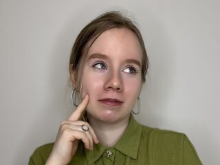 naked cam girl gallery PiaBlumstein