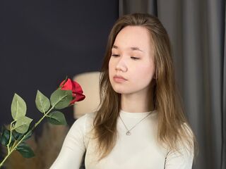cam girl showing tits PortiaHartnell