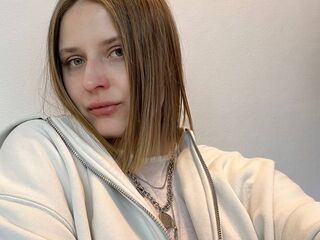 naked camgirl fingering pussy RebeccaBellore