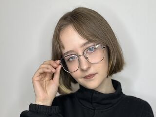 beautiful webcamgirl ReginiaHolbein