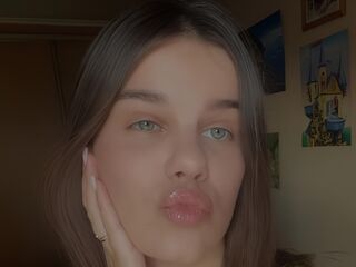 camgirl chatroom RicardaErisman