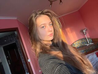 naked girl with webcam masturbating with vibrator RosaWalkiry