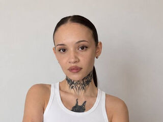 topless cam girl RosettaMellos
