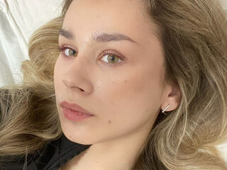 anal sex show RoxanePoire