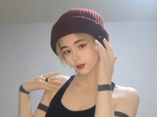 beautiful girl RoxannCobio