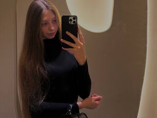 camslut fingering pussy RoxanneSpector