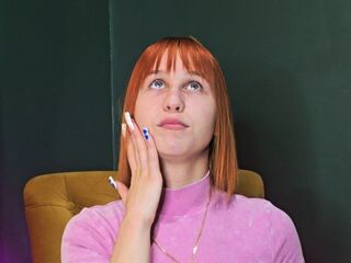 chat with cam RoyAngela