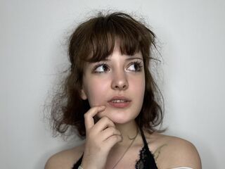 camgirl showing tits RozanneLedet